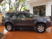 Bán ô tô Toyota Fortuner sản xuất 2009, màu xám