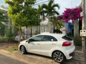 Cần bán xe Kia Rio sản xuất năm 2016, màu trắng