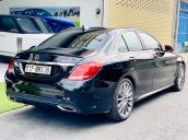 Mercedes C300 đen nội thất đỏ xe lướt