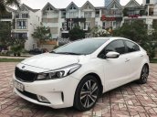 Cần bán xe cũ Kia Cerato 2018, màu trắng