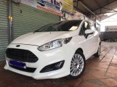 Bán Ford Fiesta sản xuất 2017, màu trắng xe gia đình giá cạnh tranh