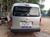 Bán Toyota Hiace sản xuất năm 2005, máy dầu