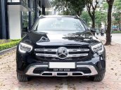 Bán Mercedes GLC200 2020 màu đen, siêu lướt chính chủ biển đẹp, giá cực tốt