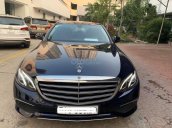 Bán Mercedes E200 xanh cavansite 2019, đi 3900km