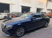 Bán Mercedes E200 xanh cavansite 2019, đi 3900km