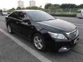 Cần bán lại xe Toyota Camry sản xuất 2014