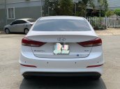 Bán Hyundai Elantra 2.0 sản xuất 2016, màu trắng, xe nhập