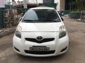 Xe gia đình, đăng ký năm 2009: Toyota Yaris màu trắng, bán giá tốt