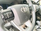 Toyota Gò Vấp cập nhật giá bán tháng 7 Fortuner màu trắng