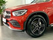 Mercedes-Benz GLC 300 4MATIC, full option - Xe giao ngay - Vay bank 80%