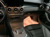 Mercedes-Benz GLC 300 4MATIC, full option - Xe giao ngay - Vay bank 80%