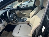 Mercedes C200 2019 - Xe bấm biển nhưng chưa lăn bánh(40 km) - giá cực ưu đãi