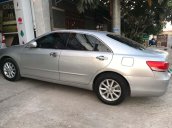 Cần bán Toyota Camry G đời 2010, màu bạc, giá chỉ 520 triệu