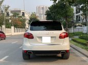 Bán xe Porsche Cayenne sản xuất năm 2014, màu trắng, xe nhập