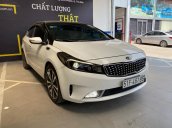 Bán Kia Cerato 1.6MT màu trắng, sản xuất 2016 biển Sài Gòn đi 48000km