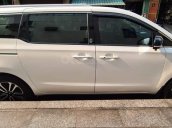 Cần bán xe Kia Sedona sản xuất 2016, màu trắng chính chủ