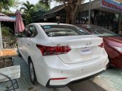 Cần bán Hyundai Accent năm sản xuất 2018, màu trắng, 485tr