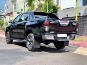 Bán xe Toyota Hilux 2.8G năm 2019, màu đen, nhập khẩu