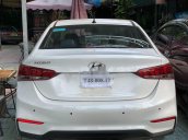 Cần bán Hyundai Accent năm sản xuất 2018, màu trắng, 485tr