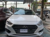 Cần bán Hyundai Accent năm sản xuất 2018, màu trắng, 485tr