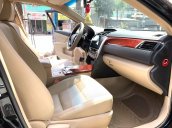 Cần bán xe Toyota Camry 2.0AT 2014 giá tốt