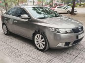 Cần bán gấp Kia Forte 1.6MT đời 2011, màu xám chính chủ