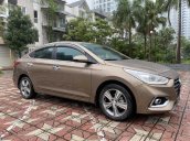 Cần bán Hyundai Accent đời 2018 xe gia đình