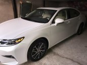 Cần bán lại xe Lexus ES350 sản xuất 2016