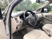 Bán Toyota Innova đời 2015, màu bạc xe gia đình, 480tr