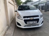 Cần bán xe Chevrolet Spark 2017, màu trắng, giá chỉ 260 triệu