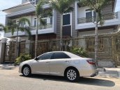 Bán Toyota Camry AT sản xuất 2016 số tự động, 810tr