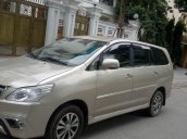 Bán ô tô Toyota Innova E sản xuất 2014 xe gia đình, giá tốt