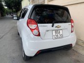 Cần bán xe Chevrolet Spark 2017, màu trắng, giá chỉ 260 triệu