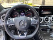Cần bán lại xe Mercedes C300 AMG sản xuất năm 2018, màu bạc