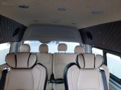 Hiace Limousine, hàng độc quyền tại Toyota Đông Sài Gòn, có bán trả góp