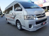 Hiace Limousine, hàng độc quyền tại Toyota Đông Sài Gòn, có bán trả góp