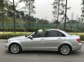 Cần bán gấp Mercedes C250 năm 2011, màu bạc, 555 triệu