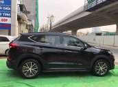 Cần bán gấp Hyundai Tucson năm sản xuất 2015, màu đen, chính chủ