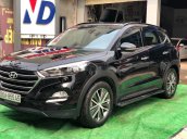 Cần bán gấp Hyundai Tucson năm sản xuất 2015, màu đen, chính chủ