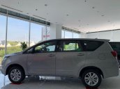 Bán Toyota Innova sản xuất năm 2020, màu bạc, giá chỉ 706 triệu