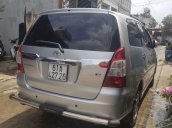 Cần bán lại xe Toyota Innova đời 2015, màu bạc, giá chỉ 495 triệu