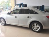 Bán Chevrolet Cruze LT 1.6 MT sản xuất 2016, màu bạc, 474 triệu