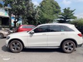 Bán Mercedes GLC 200 năm sản xuất 2019, màu trắng, xe cũ như mới