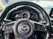 Cần bán Mazda 3 sản xuất năm 2017, màu đen, 590tr