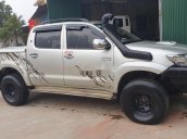 Bán xe Toyota Hilux 3.0G 2012, màu bạc, giá chỉ 400 triệu