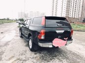 Bán Toyota Hilux MT năm sản xuất 2018, màu đen, nhập khẩu nguyên chiếc số sàn giá cạnh tranh