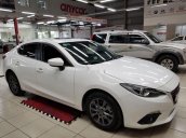 Cần bán lại xe Mazda 3 sản xuất 2016, màu trắng