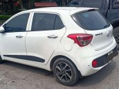 Cần bán Hyundai Grand i10 2017, màu trắng, chính chủ, 368 triệu