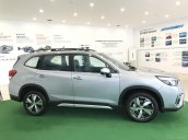 Bán xe Subaru Forester IS 2019, màu bạc nhập khẩu.