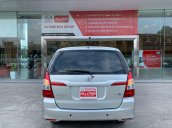 Thanh lý xe Toyota Innova 2.0E MT 2015, bạc, 105.000km công ty XHĐ giá hợp lý